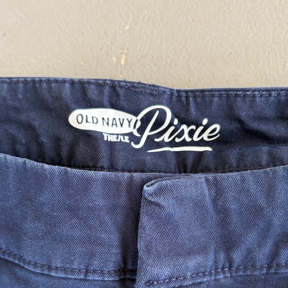 Old Navy Le Pixie Shorts Bundle in Navy Blue and Gray Size 2 - Picture 7 of 9
